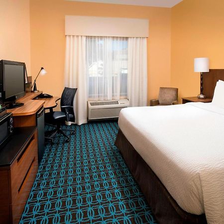 Fairfield Inn & Suites Вітерфорд Екстер'єр фото