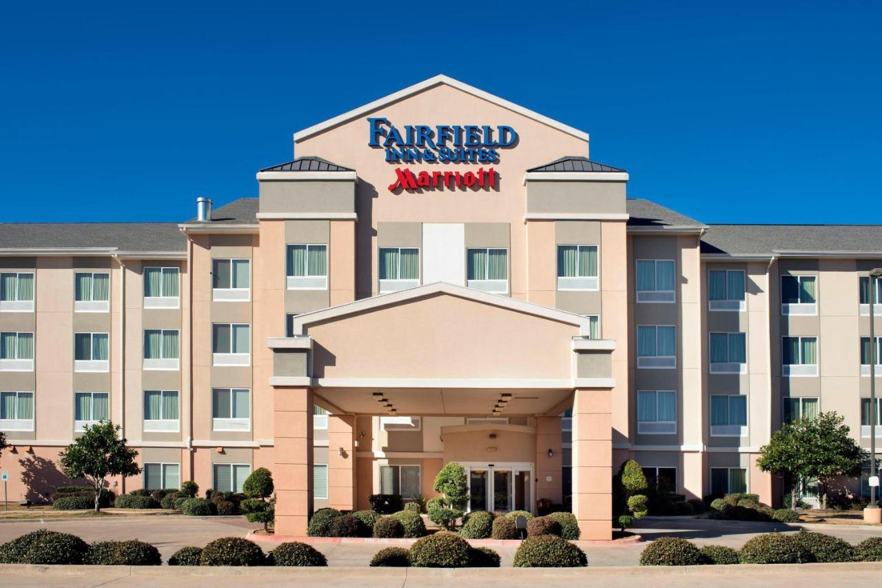 Fairfield Inn & Suites Вітерфорд Екстер'єр фото