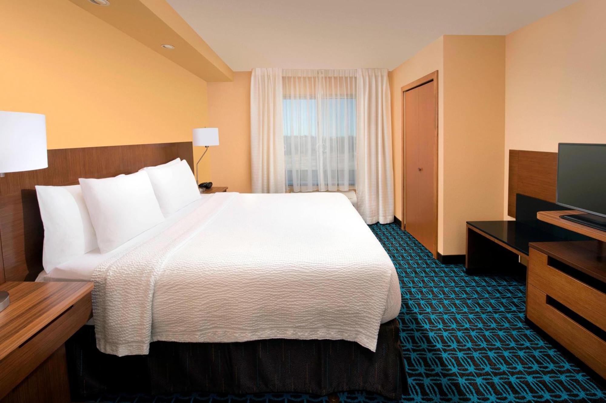 Fairfield Inn & Suites Вітерфорд Екстер'єр фото