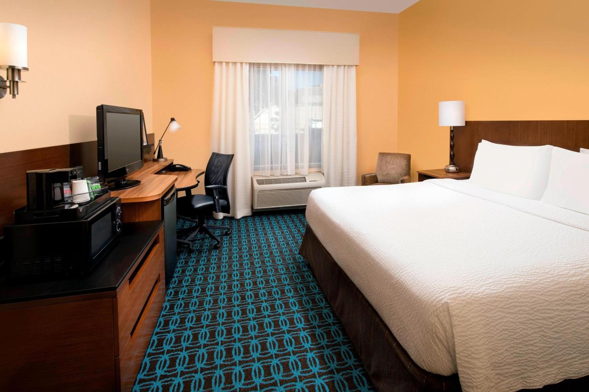 Fairfield Inn & Suites Вітерфорд Екстер'єр фото