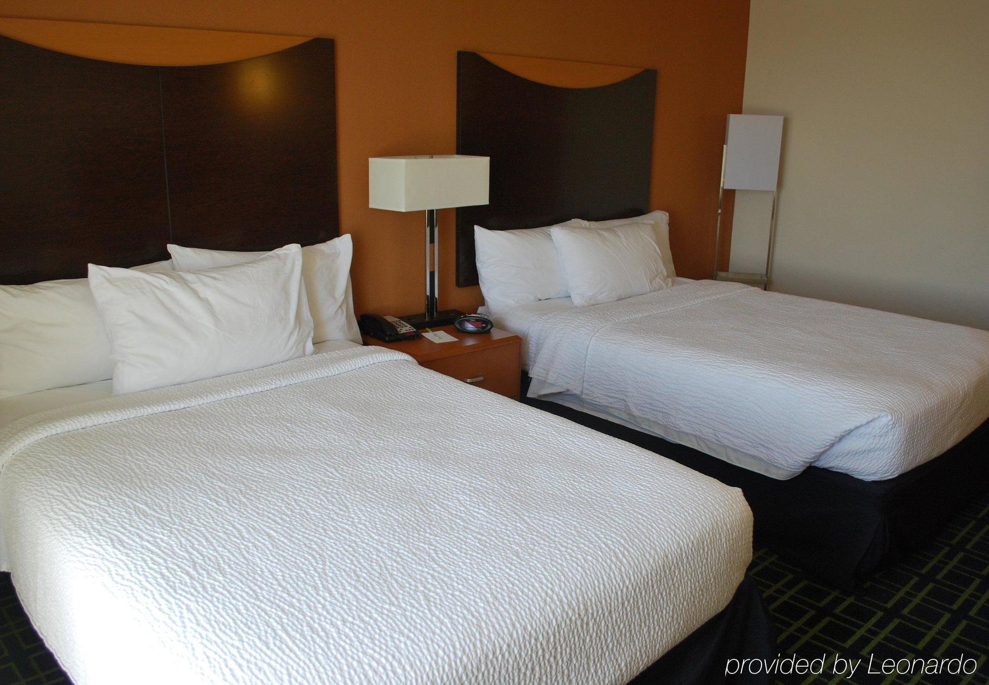 Fairfield Inn & Suites Вітерфорд Екстер'єр фото
