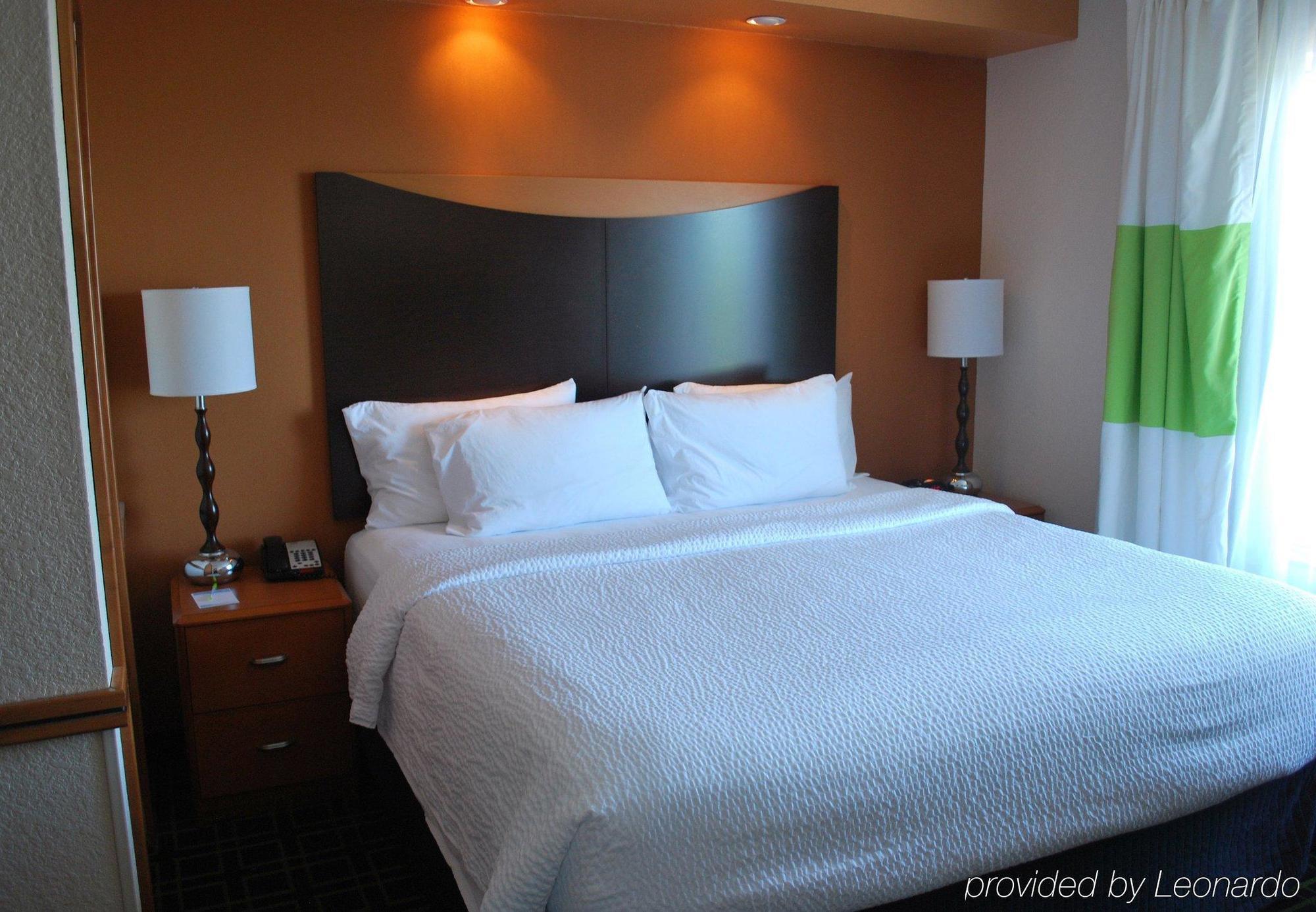 Fairfield Inn & Suites Вітерфорд Екстер'єр фото
