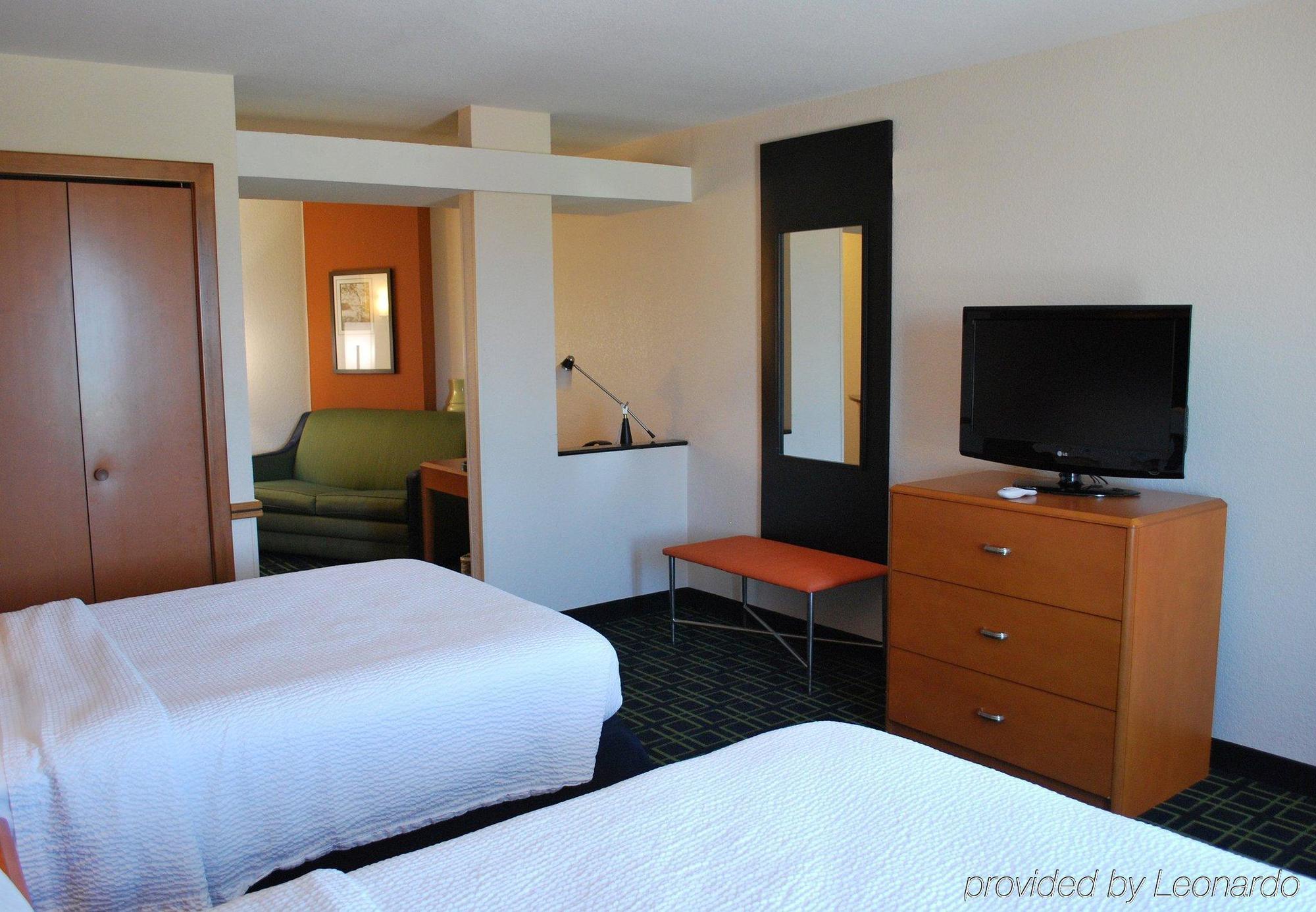 Fairfield Inn & Suites Вітерфорд Екстер'єр фото