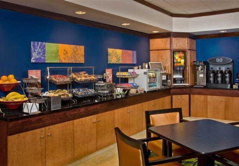 Fairfield Inn & Suites Вітерфорд Екстер'єр фото